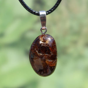 Turmalin Dravit Anhänger mit Silberschlaufe, 25mm, einzigartiges Design, strahlt Ruhe und Kraft aus, für natürlichen Look