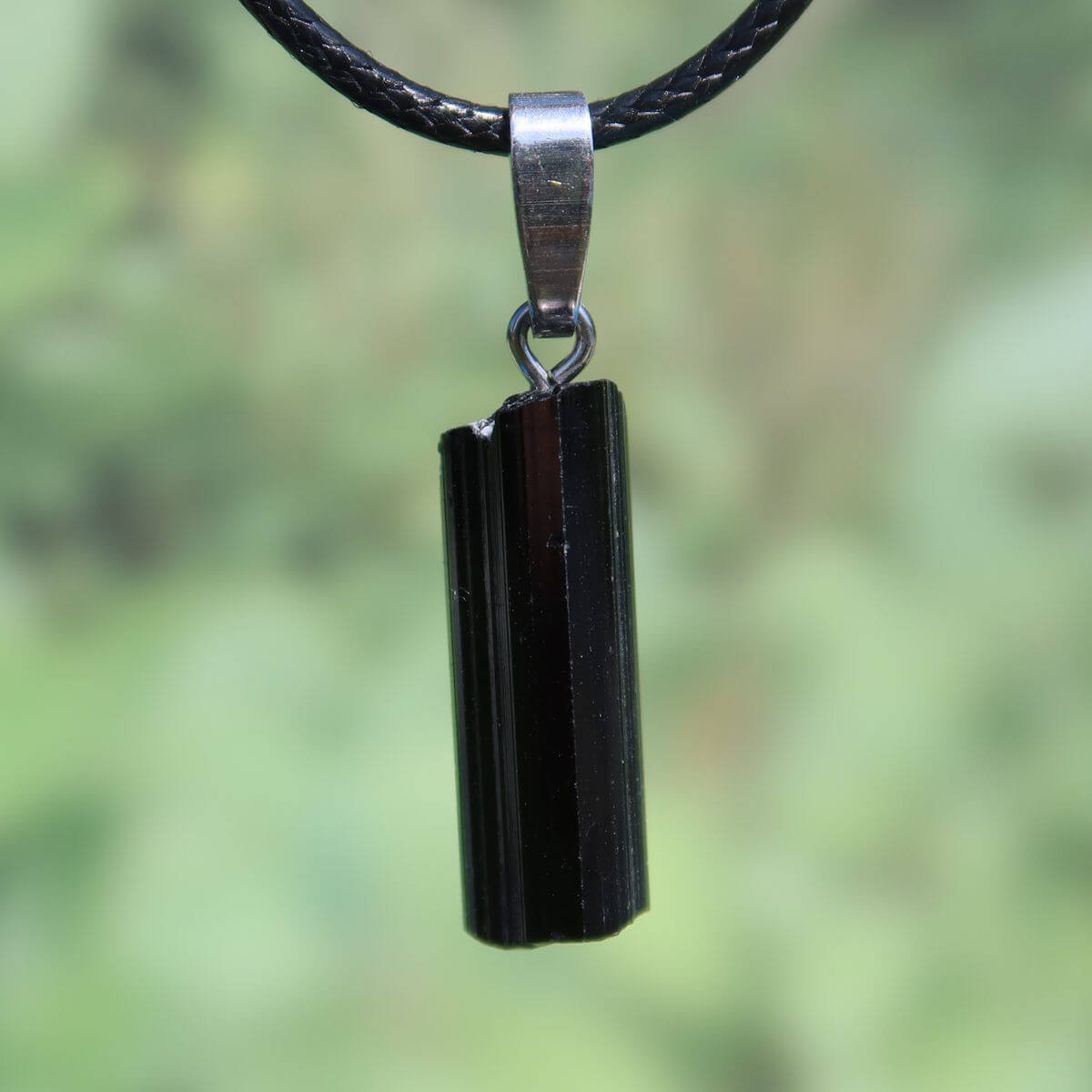 Turmalin Schörl - Turmalin schwarz Anhänger 26mm - Schutz und Abgrenzung - UNIKAT Nr. 11 mit Silberöse