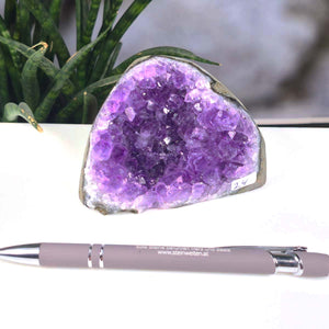 Uruguay Amethyst Mini Geode - 7x9x6cm - Harmonie und Entspannung – extra dunkler Qualität - NR 24, intense purple crystals.