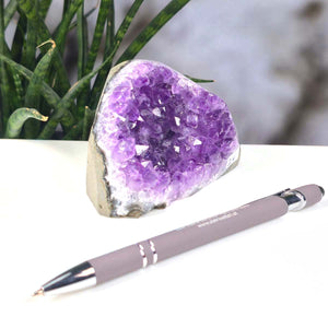 Uruguay Amethyst Mini Geode - 7x9x6cm - Harmonie und Entspannung – extra dunkler Qualität - NR 24, displayed with a pen