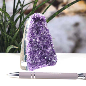 Uruguay Amethyst Mini Geode - 11x9x7cm - Harmonie und Entspannung – extra dunkler Qualität - NR 40, dark purple crystals