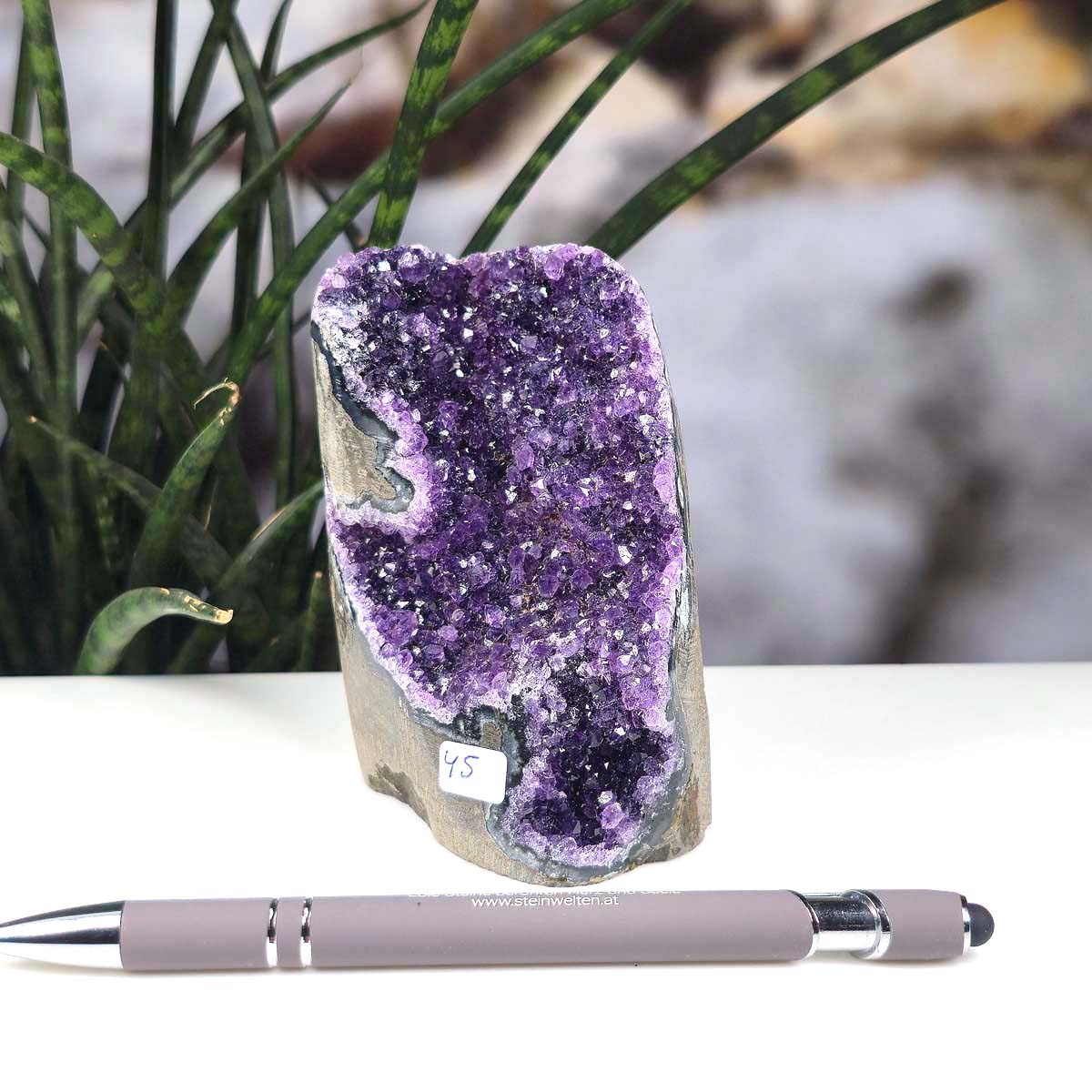 Uruguay Amethyst Mini Geode - 10x8x6cm - Harmonie und Entspannung – extra dunkler Qualität - NR 45 neben einem Stift