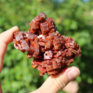 Vanadinita - Cristal natural de Marruecos 7x5,5x4cm - 0,23kg Nº40