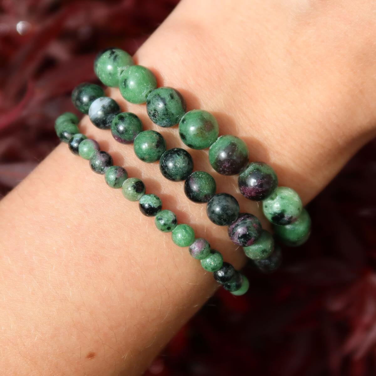 Rubin-Zoisit Armband