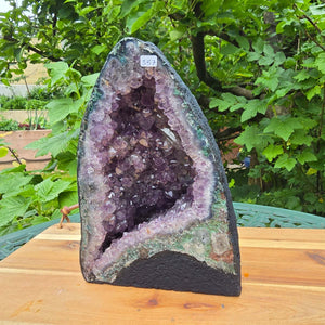 Ametisto drūza – geoda – harmonija ir atsipalaidavimas - 21x14x12cm - Nr. 357