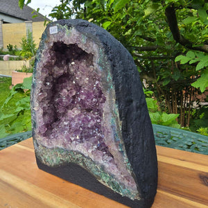 Ametisto drūza – geoda – harmonija ir atsipalaidavimas - 21x17x13cm - Nr. 315