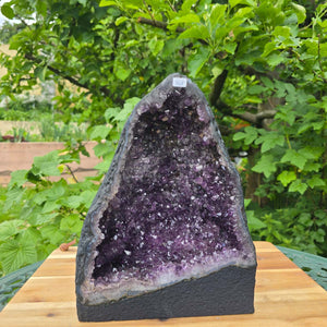 Ametisto drūza – geoda – harmonija ir atsipalaidavimas - 25x19x16cm - Nr. 348