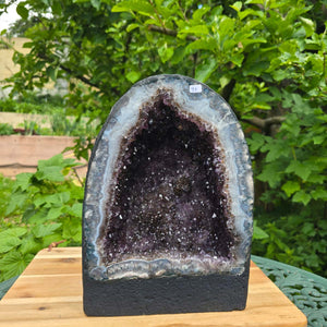 Ametisto drūza – geoda – harmonija ir atsipalaidavimas - 29x20x18cm - Nr. 94