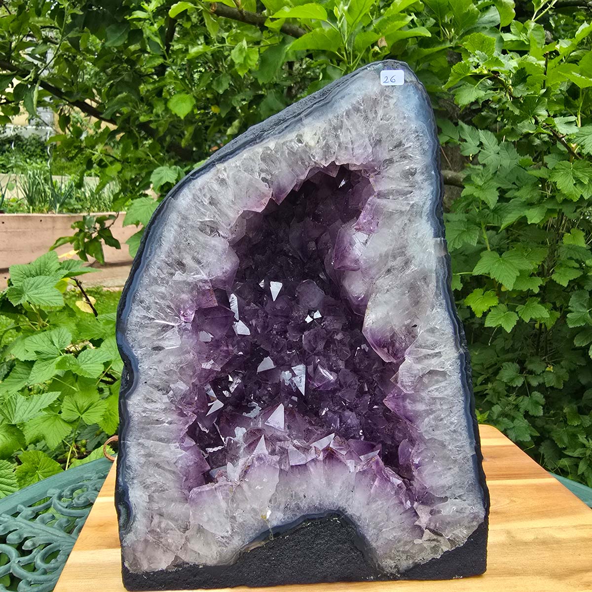 Amethyst-Drus – Geod – Harmonie an Entspanung - 32x23x17cm - Nr. 26