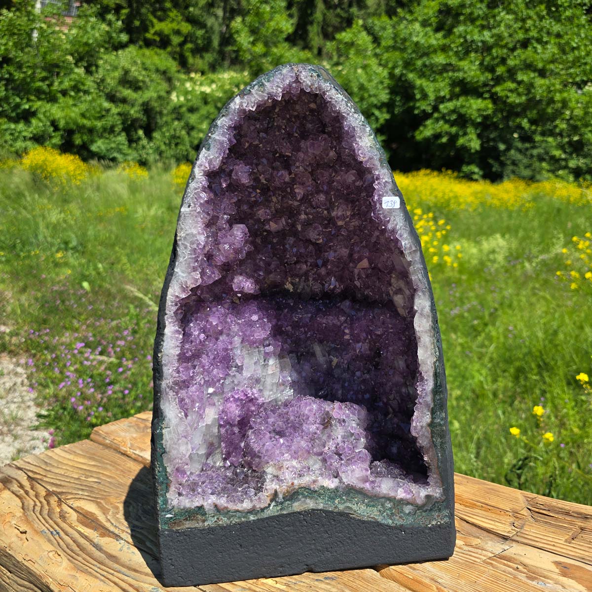 Amethyst Druse – Geode – Harmonie a Relaxatioun - 39x25x22cm - Nr. 139