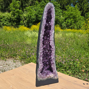 Amethyst Druse – Geode – Harmonie a Relaxatioun - 98x32x25cm - Nr. 144