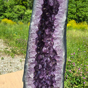 Amethyst Druse – Geode – Harmonie a Relaxatioun - 98x32x25cm - Nr. 144