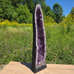 Amethyst Druse – Geode – Harmonie a Relaxatioun - 103x27x23cm - Nr. 141