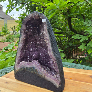 Ametisto drūza – geoda – harmonija ir atsipalaidavimas - 23x18x12cm - Nr. 319