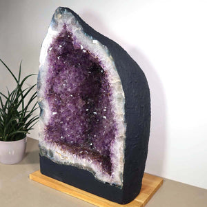Amethyst Druse – Geode - 34x55x27cm und 55,4kg – Steinwelten OG - Nr. 454, ideal for home decor and meditation spaces.