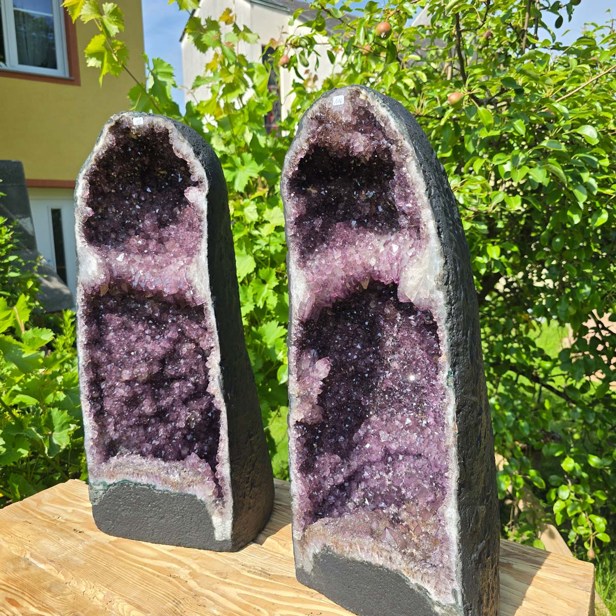 Amethystdrusen Paar 1A - 50kg - Höhe 56cm - Harmonie und Entspannung - UNIKAT 116 outdoor display