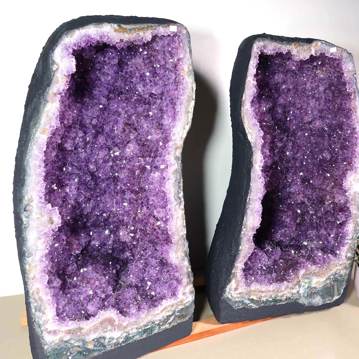 Amethystdrusen Paar 1A - 121kg - 35x64x29cm - Harmonie und Entspannung - UNIKAT 460, ideal für Meditation und Raumharmonie