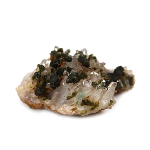 Epidot and quartz crystal specimen, natural and unprocessed, ideal for mineral collectors, from Morocco. Buy on Mineralienatlas.