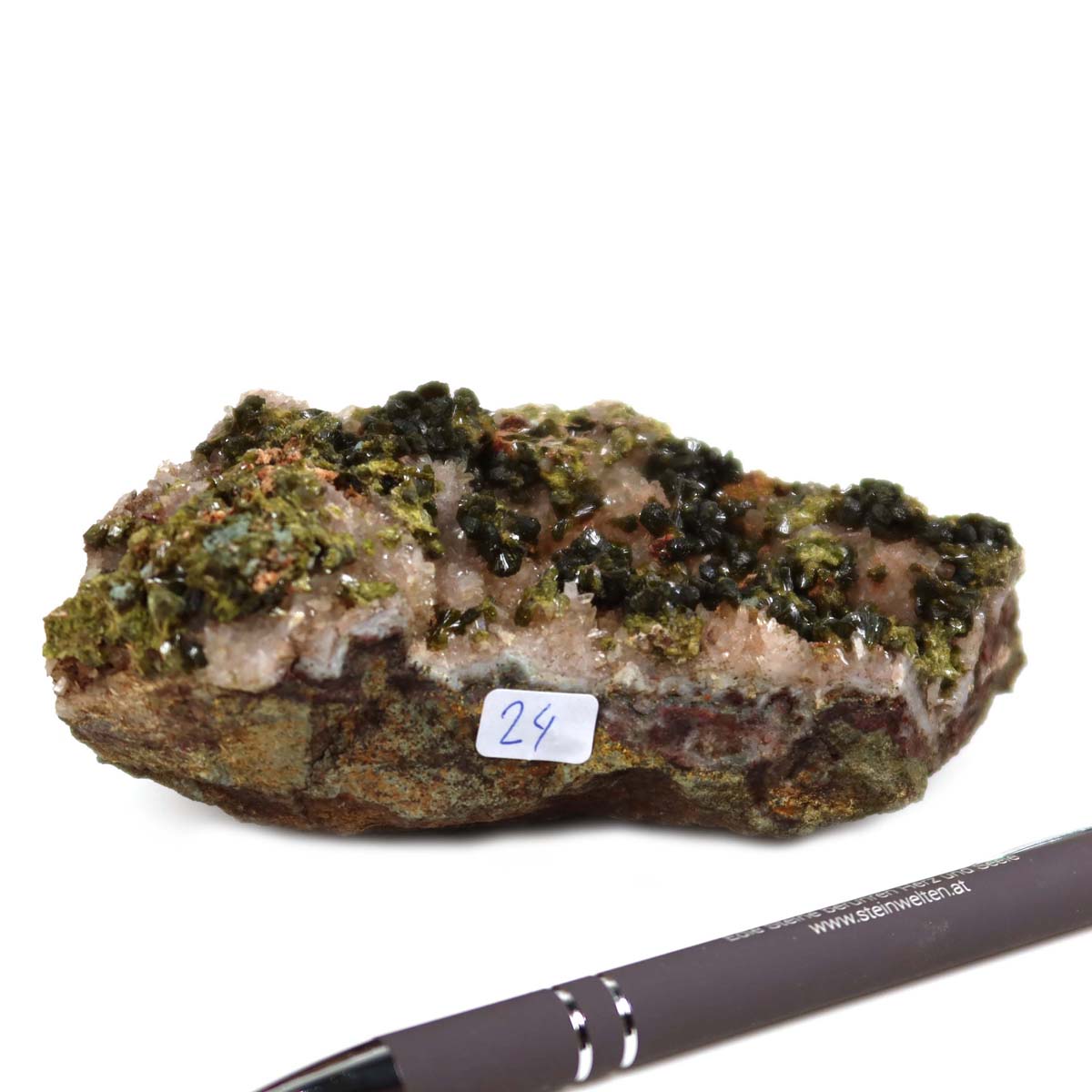 Epidot Quarz Kristall Stufe mit Bergkristall Spitzen aus Marokko, Sammlerstück Nr. 24, Größe 13x7x5 cm, neben Stift zur Größenangabe