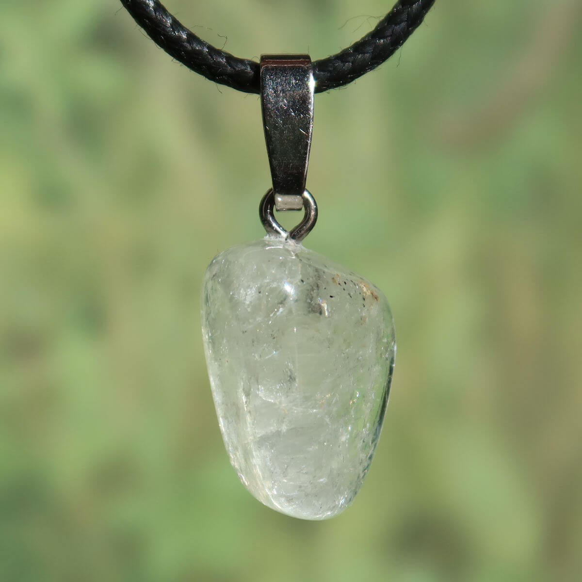 Hyalophan Anhänger - Spiritualität und Klarheit - Nr. 9 mit transparentem, mineralischen Design