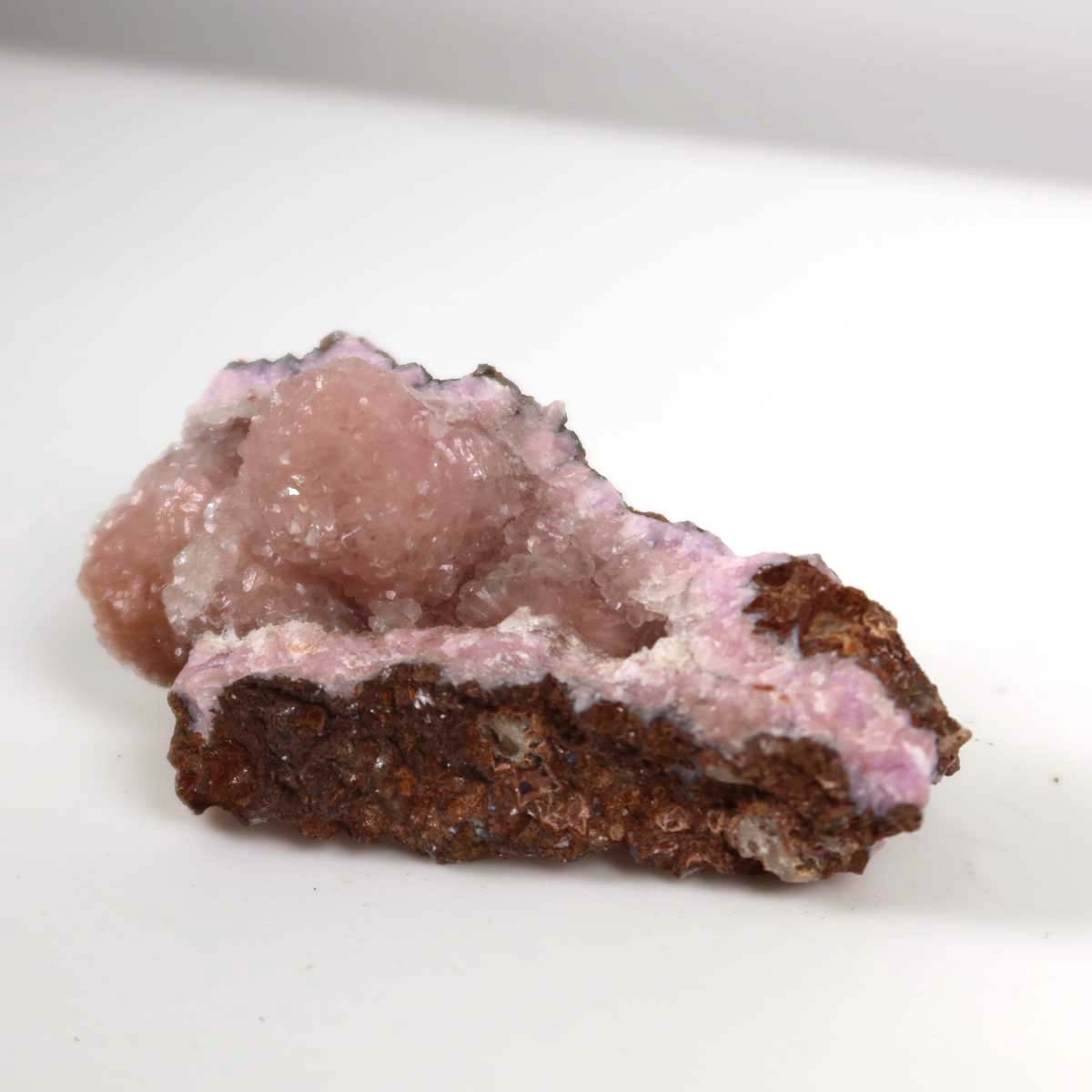 Kobalt Calcit Rohstein 7x3x3 cm, naturbelassen mit pinker Kristallstruktur, Unikat Nr. 19, ideal für Sammler und Dekoration.