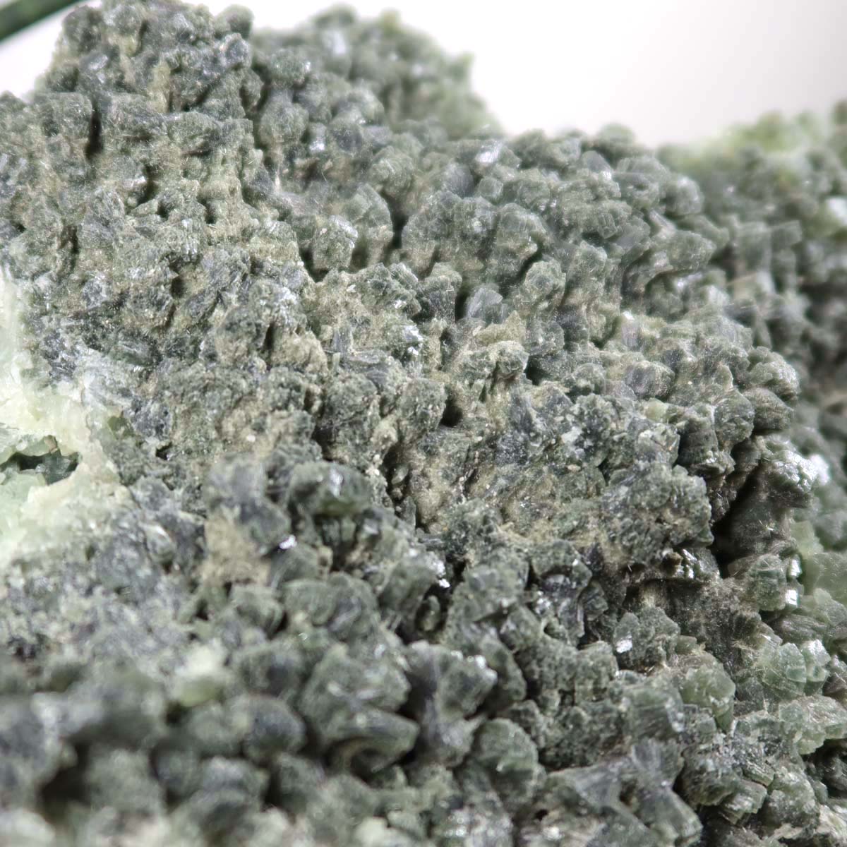 Prehnit 1A Kristall Stufe – aus Marokko 22x10cm - Exklusive Stücke für Sammler und Liebhaber Unikat Nr.36, grüner Prehnit Detailansicht