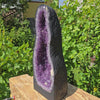 Amethyst Druse – Geode - 58x26x20cm und 26,8kg – Steinwelten OG - Nr. 54, a unique decorative piece for stylish interiors.