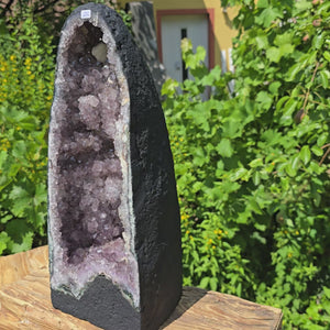 Amethyst Druse – Geode - 38x16x17cm und 9,2kg – Steinwelten OG - Nr. 285, ideal für stilvolle Innenarchitektur und Entspannung.