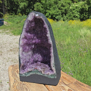 Amethyst Druse – Geode – Harmonie und Entspannung - 40x23x24cm - Nr. 138