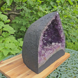 Amethyst Druse – Geode – Harmonie und Entspannung - 27x26x18cm - Nr. 92