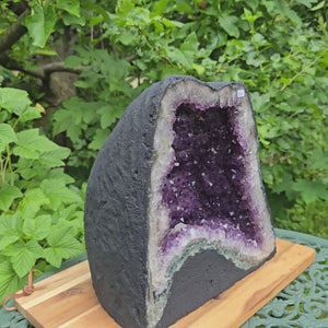 Amethyst Druse – Geode – Harmonie und Entspannung - 29x26x19cm - Nr. 220