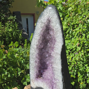 Amethyst Druse – Geode - 47x22cm und 19,2kg – Steinwelten OG - Nr. 348 aus Brasilien, leuchtende Kristalle im Garten, dekorativer Stein.
