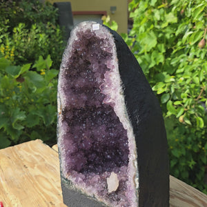Amethyst Druse – Geode - 38x22x19cm und 14,2kg – Steinwelten OG - Nr. 200, unique amethyst drusen for stylish interiors
