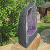 Amethyst Druse – Geode - 40x27x18cm und 17kg – Steinwelten OG - Nr. 332, unique amethyst display for elegant interiors.