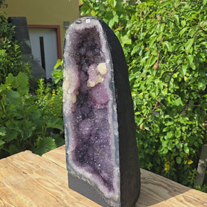 Amethyst Druse – Geode - 49x22x18cm und 18,2kg – Steinwelten OG - Nr. 192, ideal for stylish decor in homes and offices.