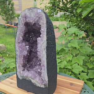 Amethyst Druse – Geode – Harmonie und Entspannung - 35x17x16cm - Nr. 381