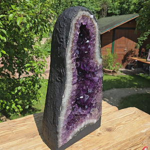 Amethyst Druse – Geode - 49x27x20cm und 26,8kg – Steinwelten OG - Nr. 73, unique home decor piece for stylish interiors