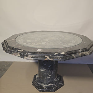 Couchtisch mit Orthoceras und Ammoniten - 106x62cm - Fossilien Naturstein - Nr.11