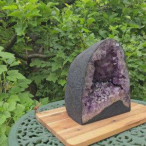 Amethyst Druse – Geode – Harmonie und Entspannung - 26x21x19cm - Nr. 431