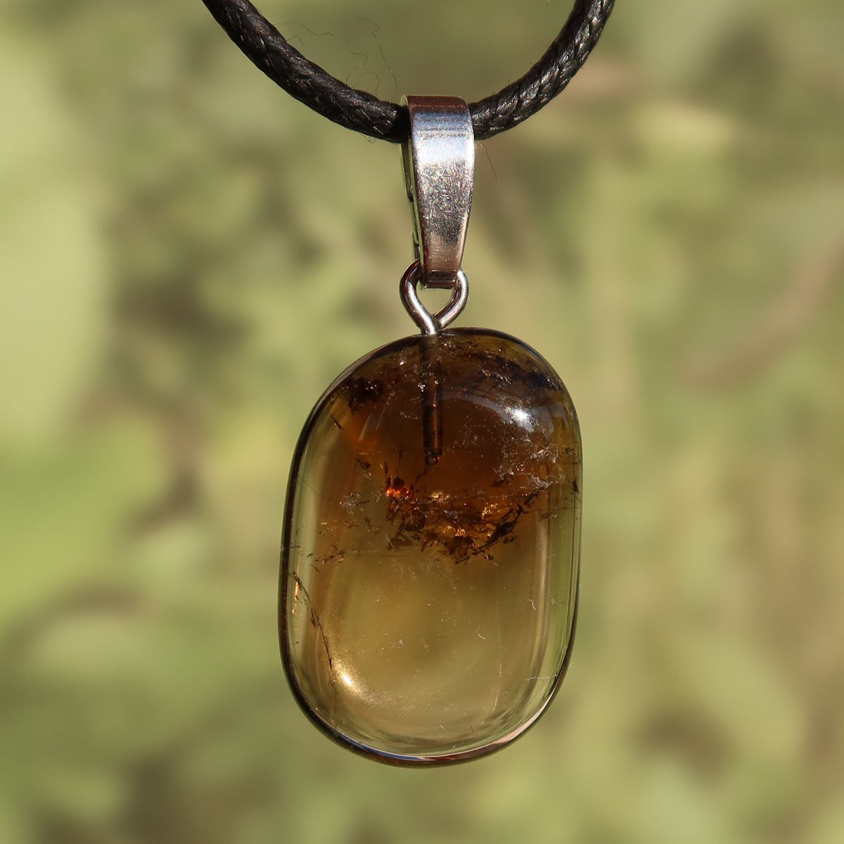 Rauchquarz Anhänger - Anti Stress Stein - Nr. 4, mit natürlicher Farbstruktur und Silberöse, einzigartig geerdet.