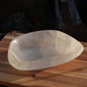 Selenit Schale XL - 23x17cm - Dekorative Ladeschale für Reinigung & Neuladen von Kristallen Nr.31, sichtbare Detailansicht