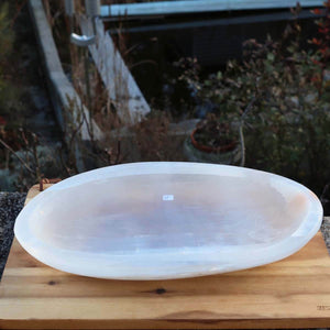 Selenit Schale XL - 37x21cm - Dekorative Ladeschale für Reinigung & Neuladen von Kristallen Nr.39 auf Holzbrett