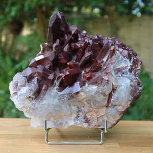 Seltene Hämatit Quarz Bergkristall Stufe (Eisenquarz) 23x18x18cm Marokko Nr. 80 auf Holzständer