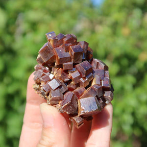 Vanadinit - Natürliche Kristallstufe aus Marokko 6x5x3cm - 0,18kg Nr.33, beeindruckende rote Kristalle in hexagonaler Struktur.